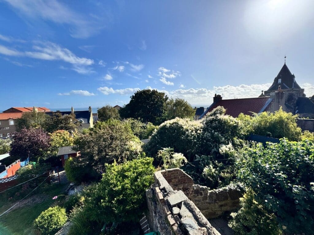 Townhead, Kirkcaldy, Dysart, KY1